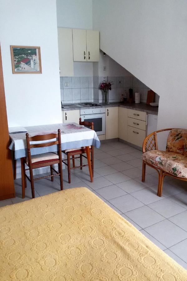 Apartments By The Sea Ubli, Lastovo - 8354 מראה חיצוני תמונה