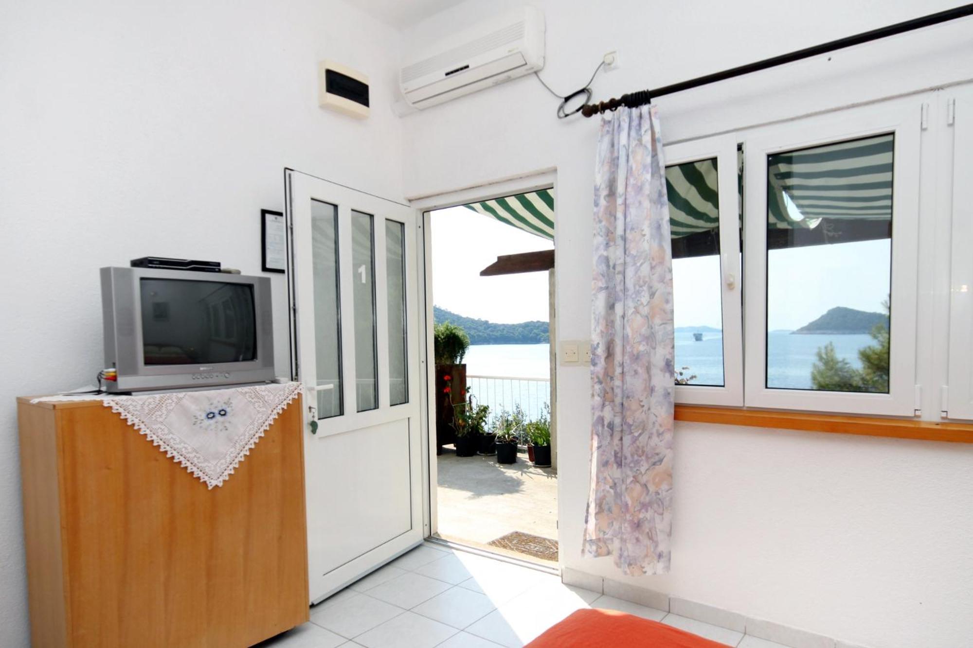 Apartments By The Sea Ubli, Lastovo - 8354 חדר תמונה